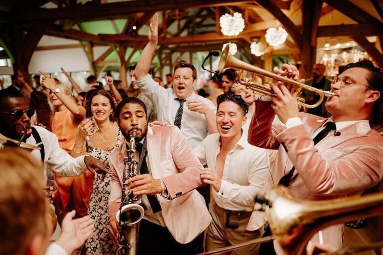 Wedding Bands in Italy: Elevate Your Destination Celebration With World-Class Live Music